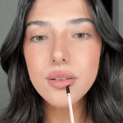 Define Your Perfect Pout with Precision! 💋✨  —Lip Stain Peel Off Liner Where Art Meets All-Day Wear.