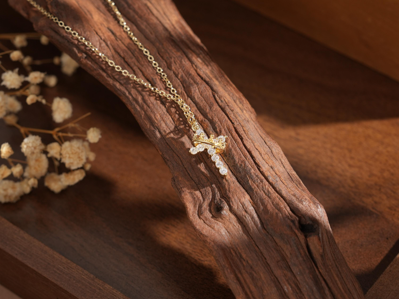 Wear Your Faith Boldly – Cross & Crown Necklace for the Devoted Heart