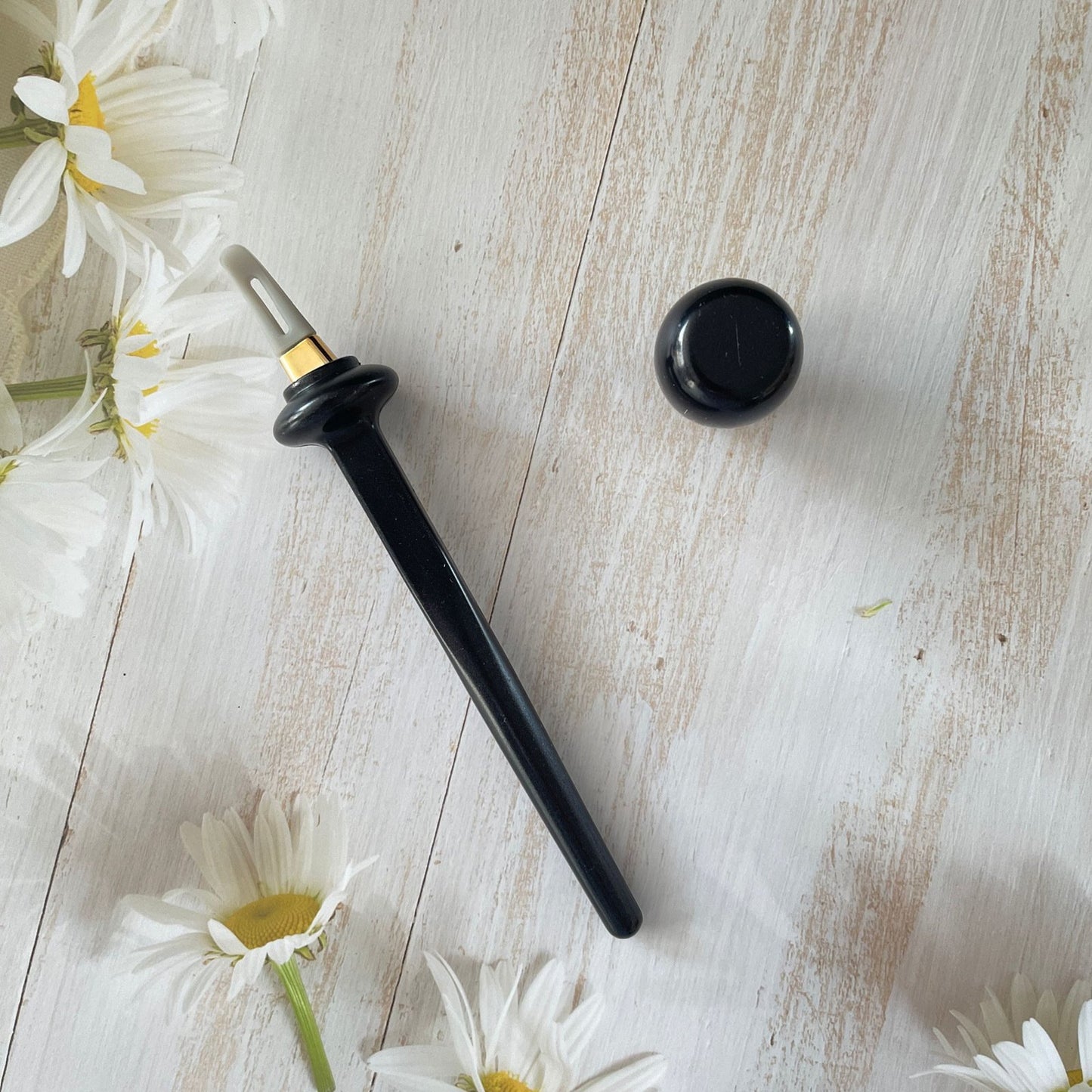 🔥FLAWLESS EYELINER TOOL